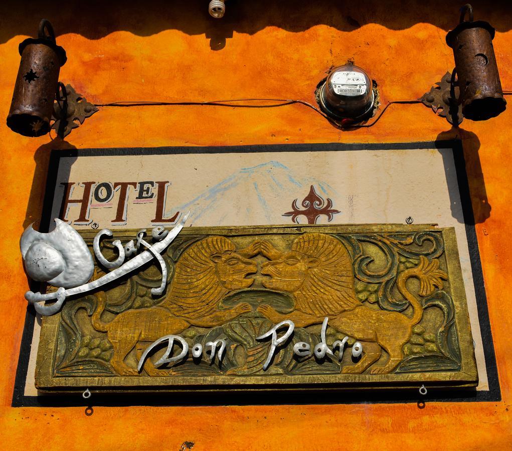 Hotel Don Pedro Antigua Exteriör bild